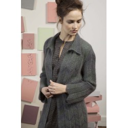 Modèle long gilet 15 catalogue FAM 245 Lang Yarns